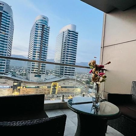 이슬라마바드 Sky Heights Luxury Apart Facing Centaurus 아파트 외부 사진
