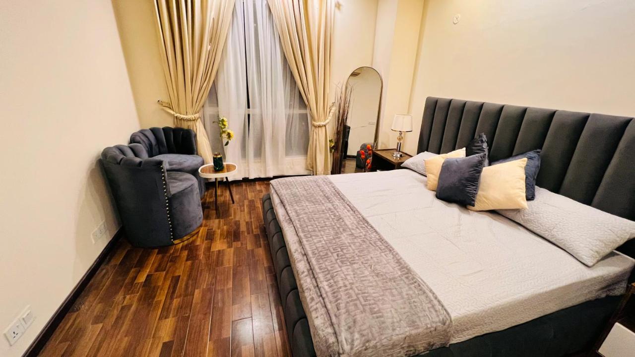 이슬라마바드 Sky Heights Luxury Apart Facing Centaurus 아파트 외부 사진