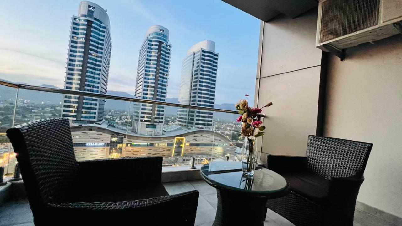 이슬라마바드 Sky Heights Luxury Apart Facing Centaurus 아파트 외부 사진