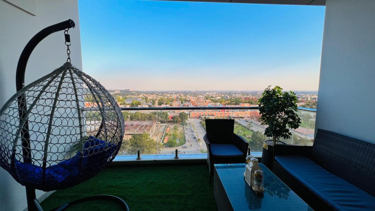 이슬라마바드 Sky Heights Luxury Apart Facing Centaurus 아파트 외부 사진