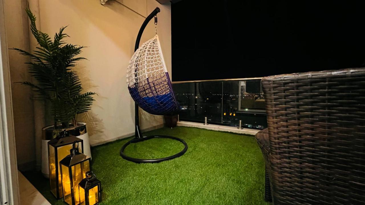 이슬라마바드 Sky Heights Luxury Apart Facing Centaurus 아파트 외부 사진