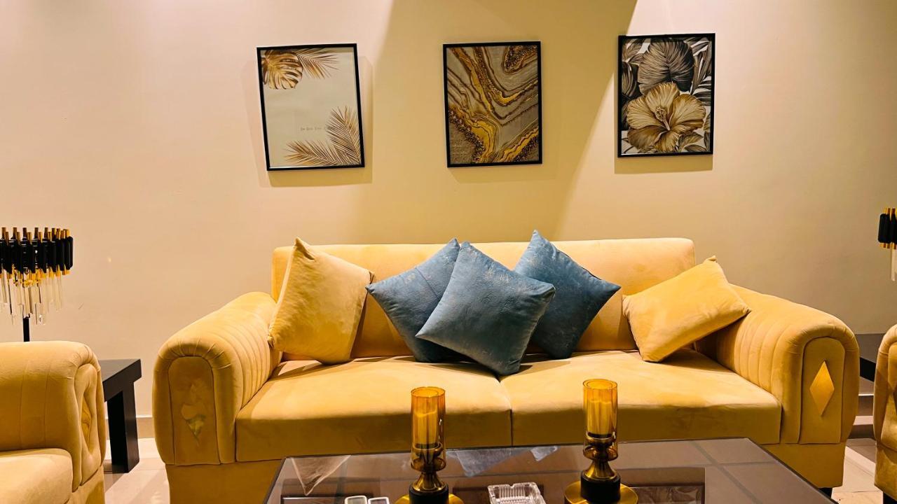 이슬라마바드 Sky Heights Luxury Apart Facing Centaurus 아파트 외부 사진